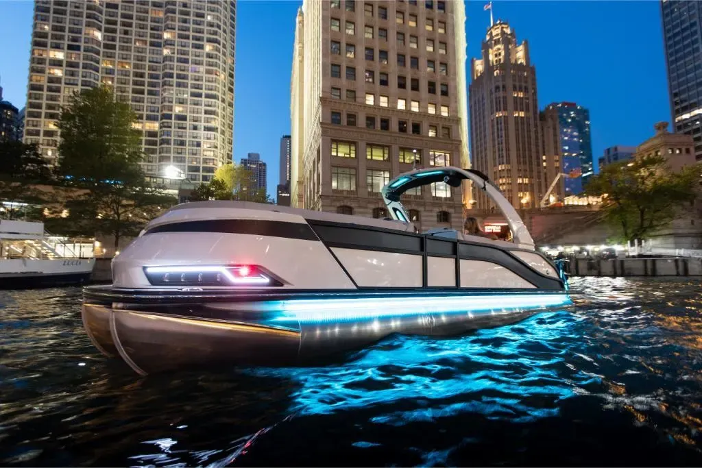 2025 Harris Grand Mariner 270 Image Thumbnail #2