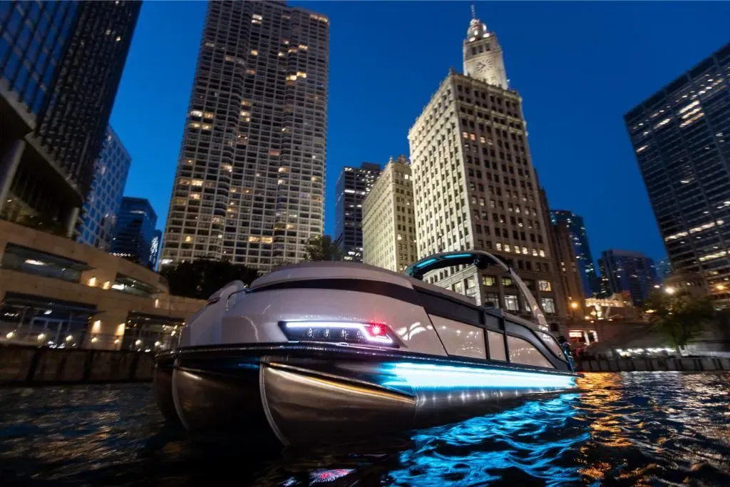 2025 Harris Grand Mariner 270 Image Thumbnail #3