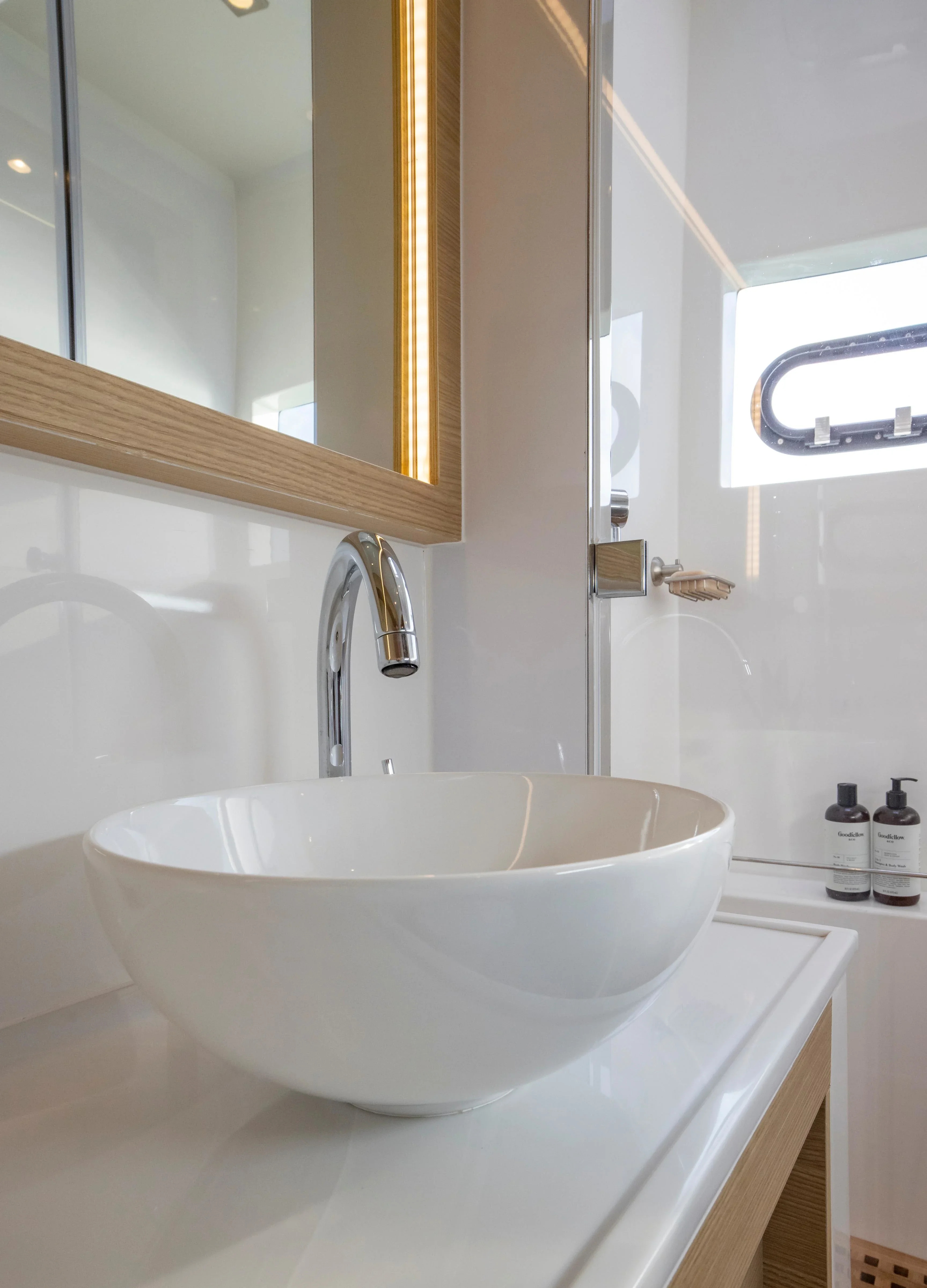 2023 Aquila
                                                             54 Yacht Image Thumbnail #81