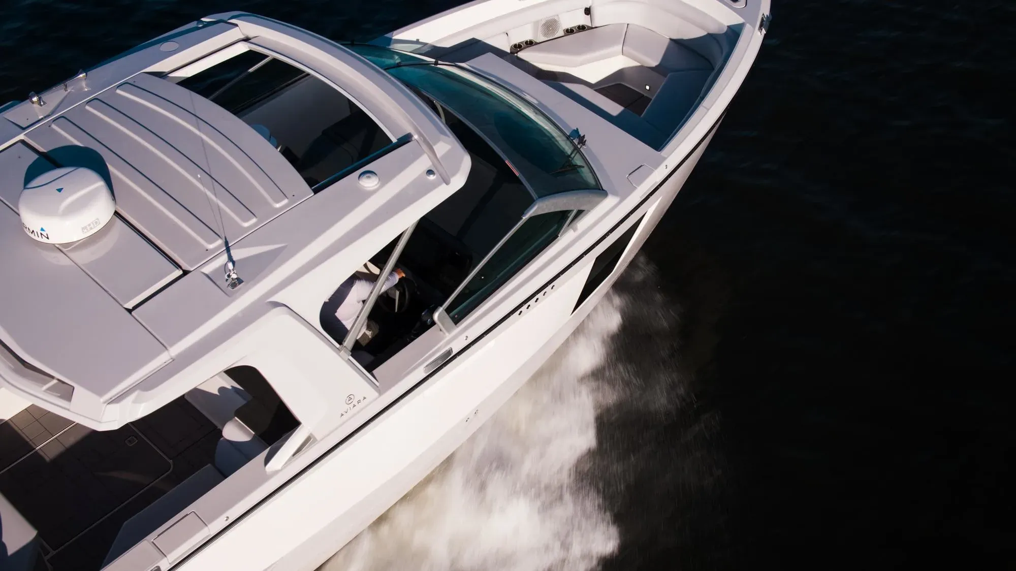 2025 Aviara AV40 Outboard Image Thumbnail #13