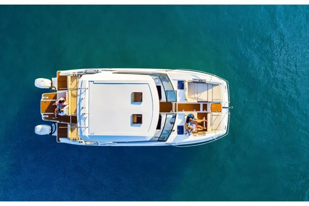 2025 Aquila 36 Sport Image Thumbnail #6