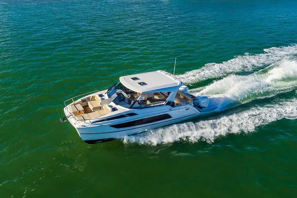 2025 Aquila 36 Sport Image Thumbnail #1