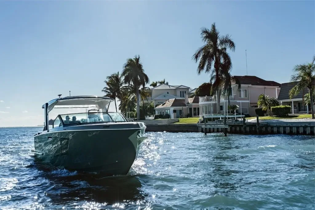 2025 Aviara AV40 Image Thumbnail #2