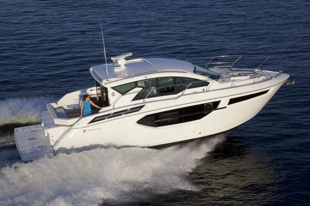 2026 Cruisers Yachts 42 Cantius Image Thumbnail #0