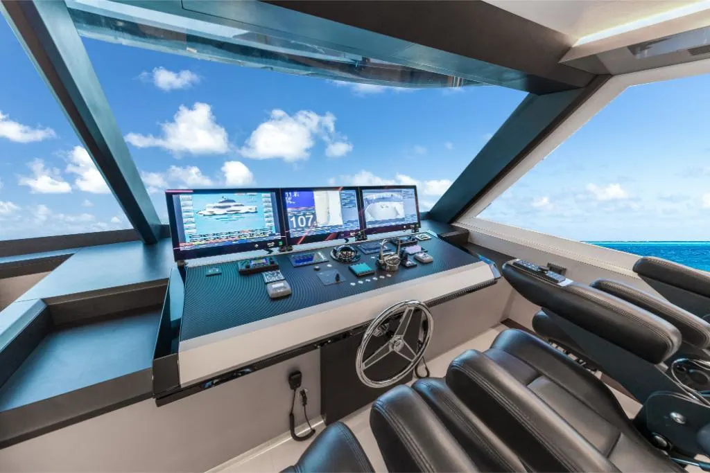 2023 Ocean Alexander
                                                             27E Image Thumbnail #52