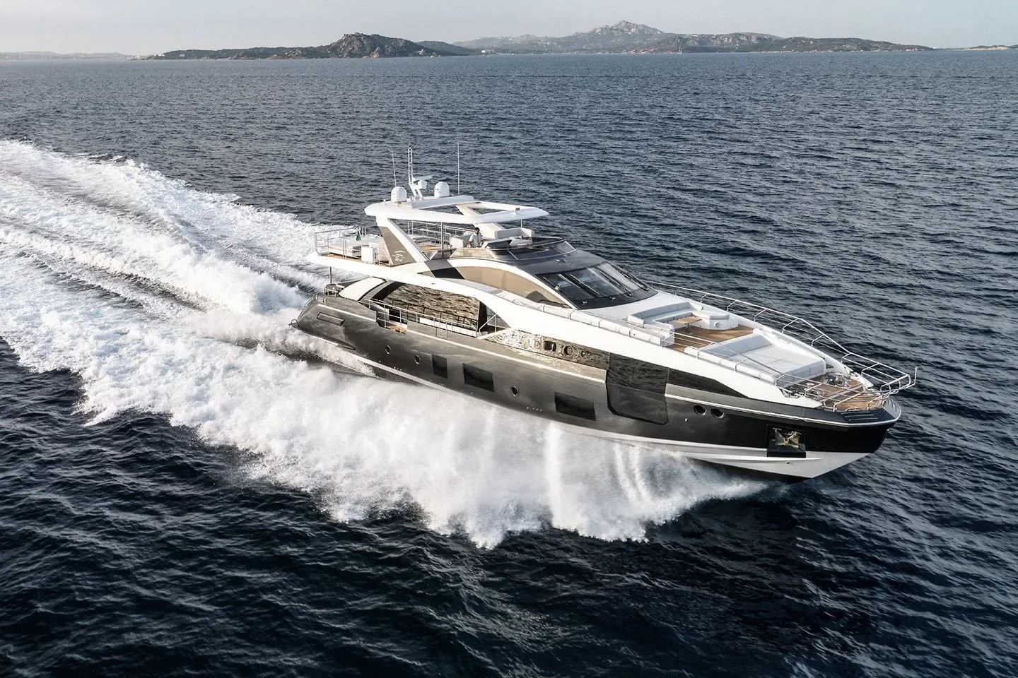 2026 Azimut Grande 27M Image Thumbnail #1