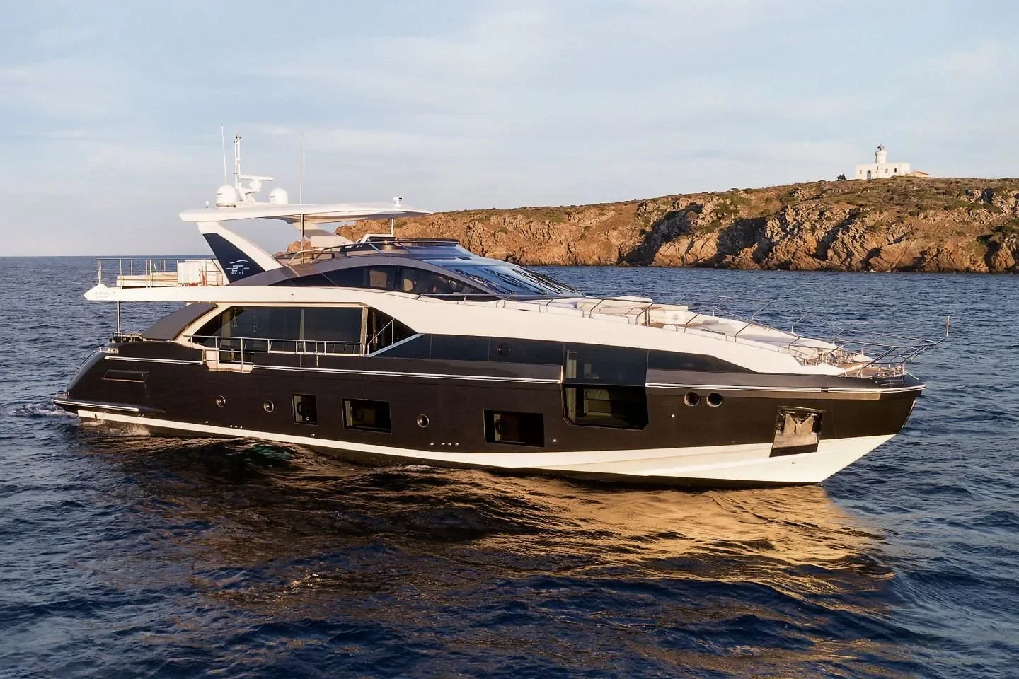 2026 Azimut Grande 27M Image Thumbnail #6