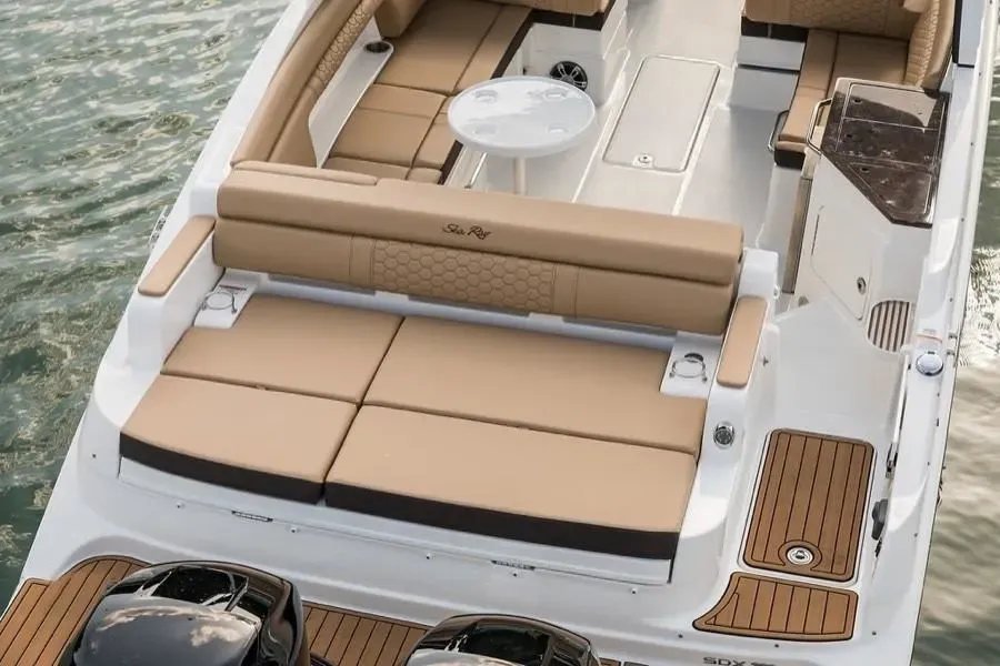 2025 Sea Ray SDX 290 Outboard Image Thumbnail #13
