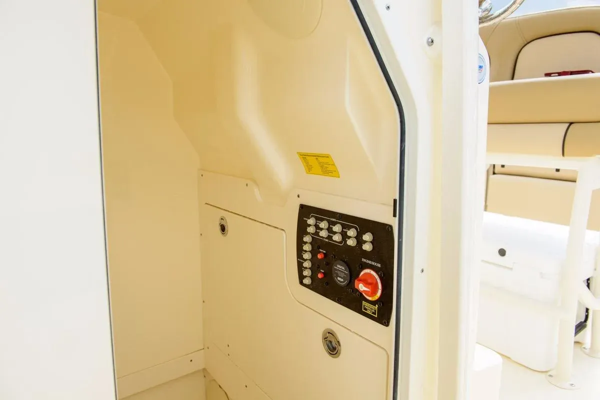 Photo 19 for 2026 Scout 215 XSF