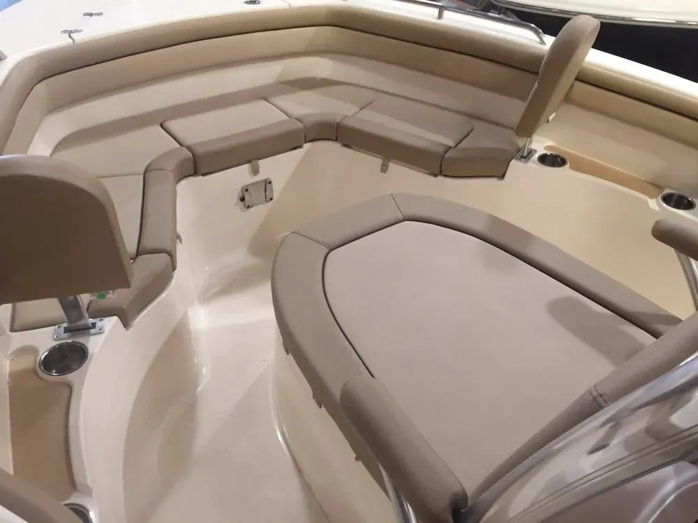 Photo 38 for 2026 Scout 215 XSF