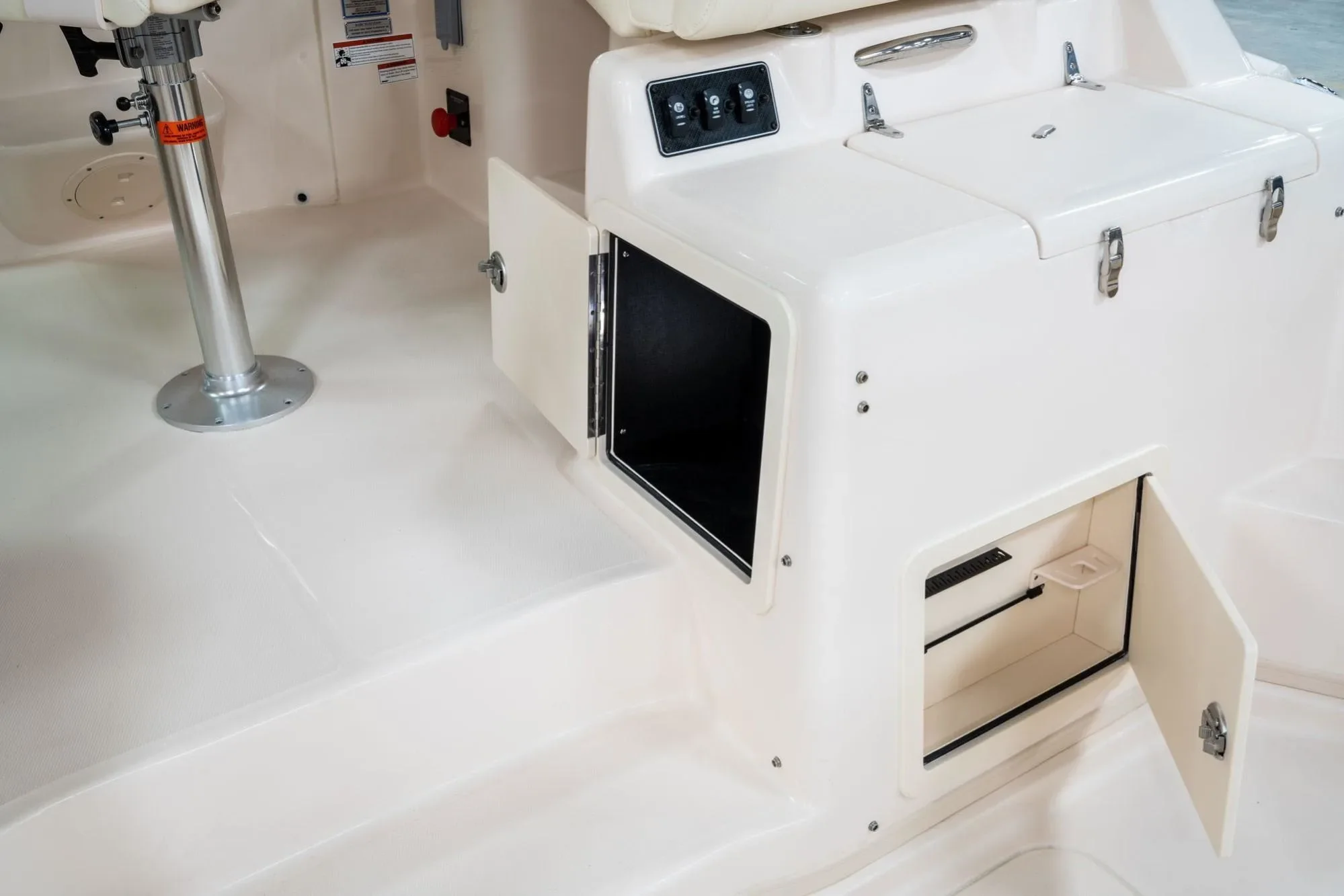 2026 Grady-White Express 330 Image Thumbnail #11