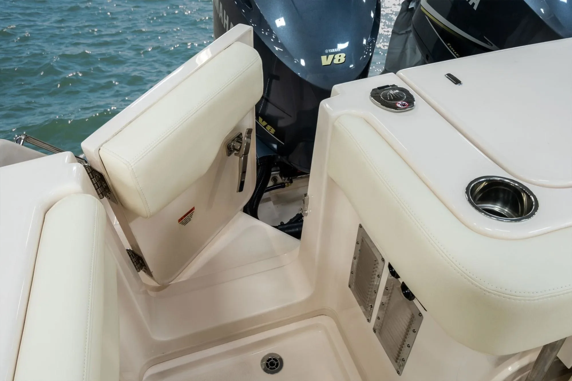 2026 Grady-White Express 330 Image Thumbnail #13