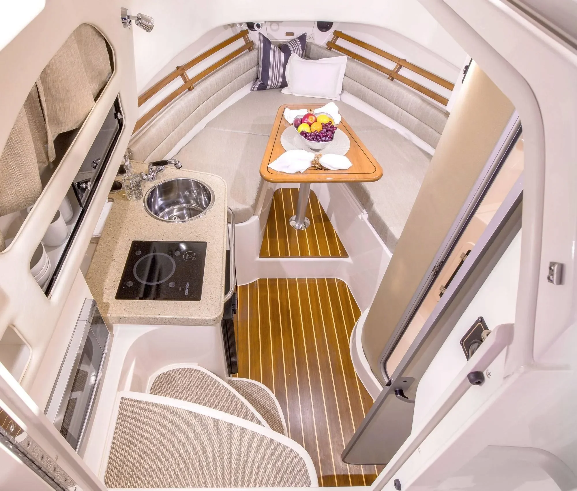 2026 Grady-White Marlin 300 Image Thumbnail #3