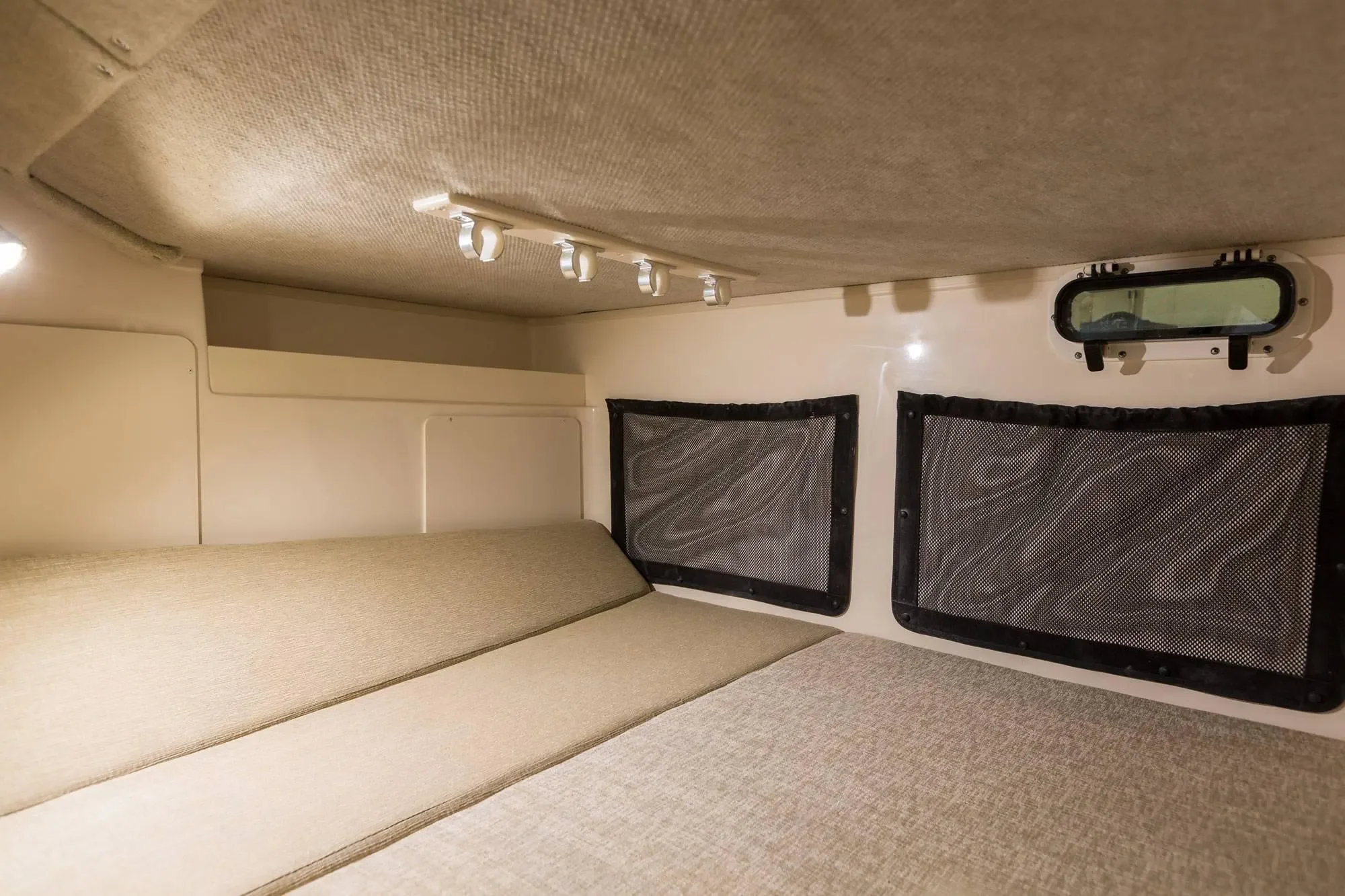 2026 Grady-White Marlin 300 Image Thumbnail #8