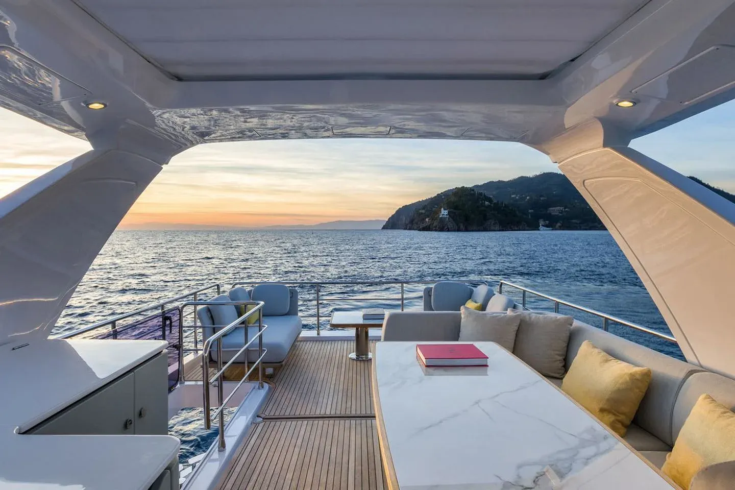 2026 Azimut Fly 60 Image Thumbnail #5