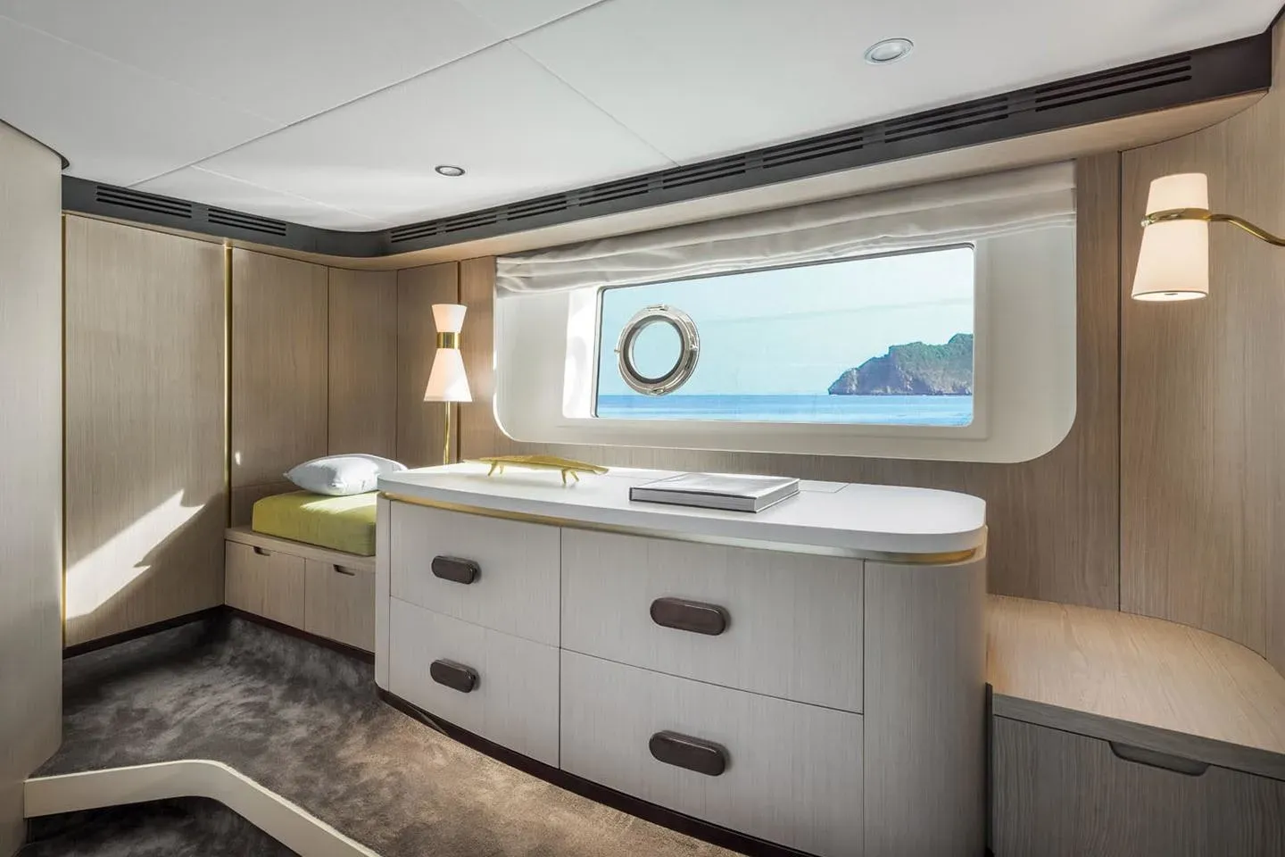 2026 Azimut Fly 60 Image Thumbnail #15