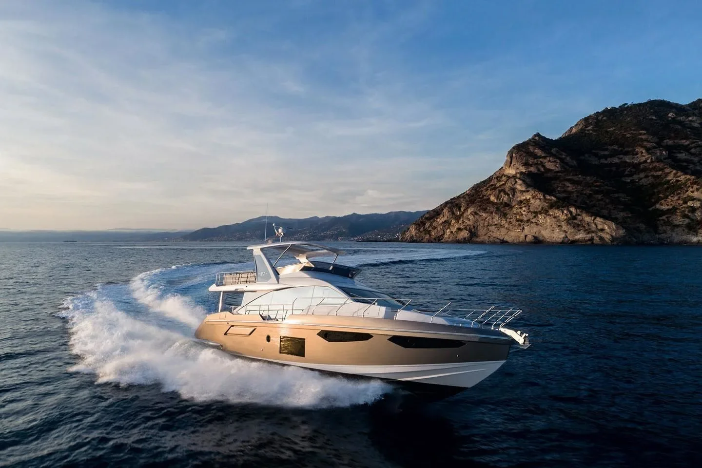 2026 Azimut Fly 60 Image Thumbnail #0