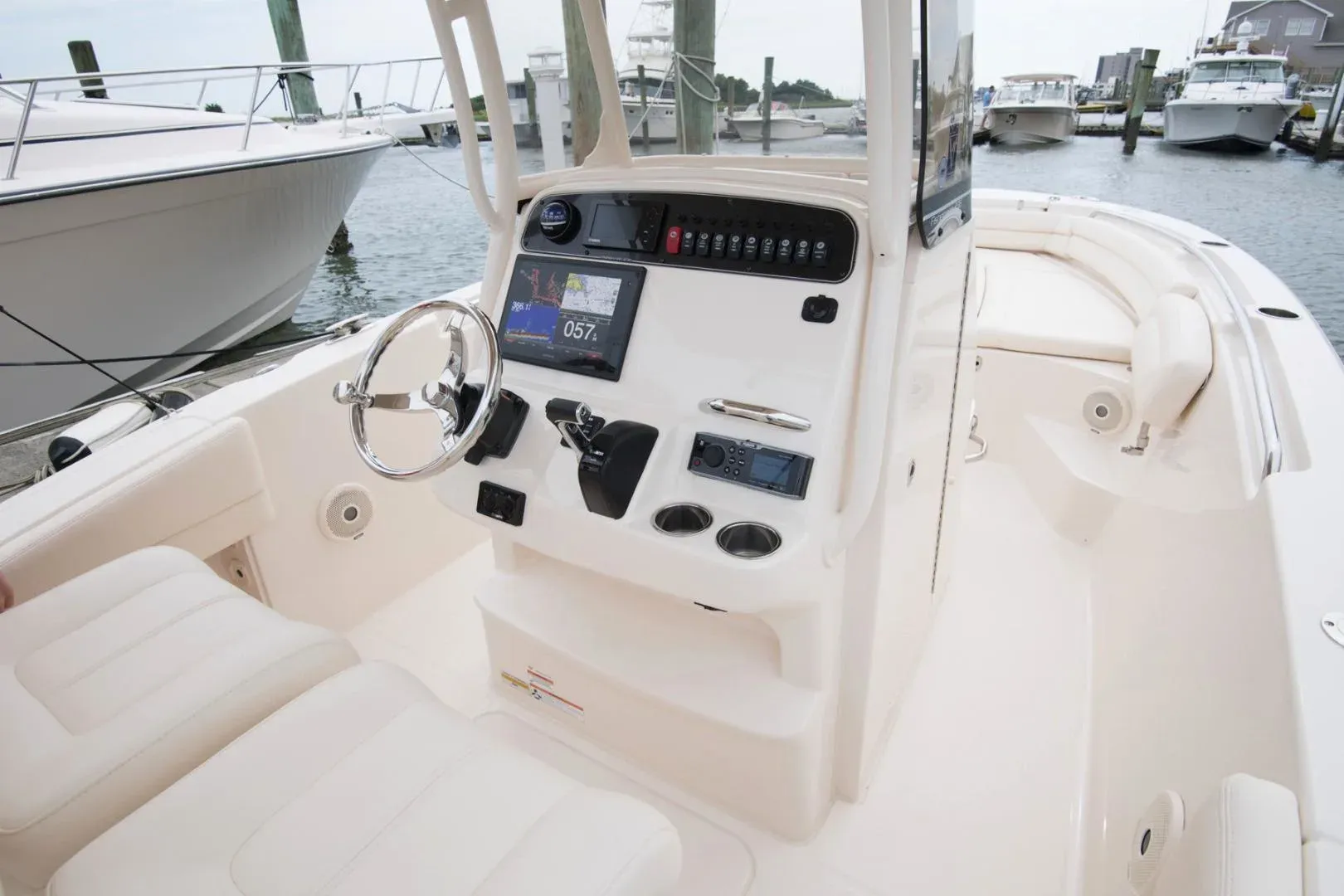 2025 Grady-White Fisherman 236 Image Thumbnail #5