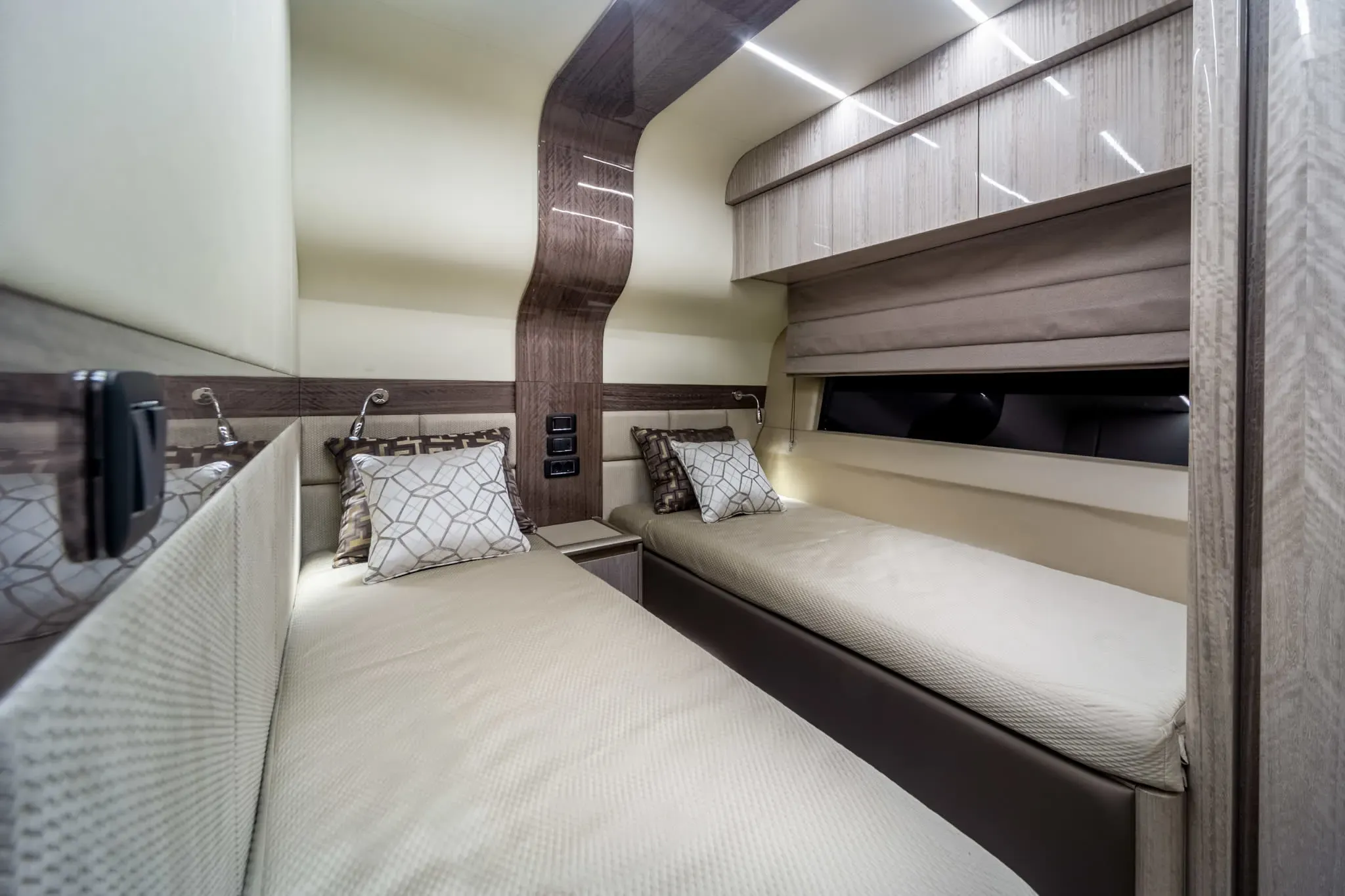 2026 Galeon 700 SKY Image Thumbnail #52