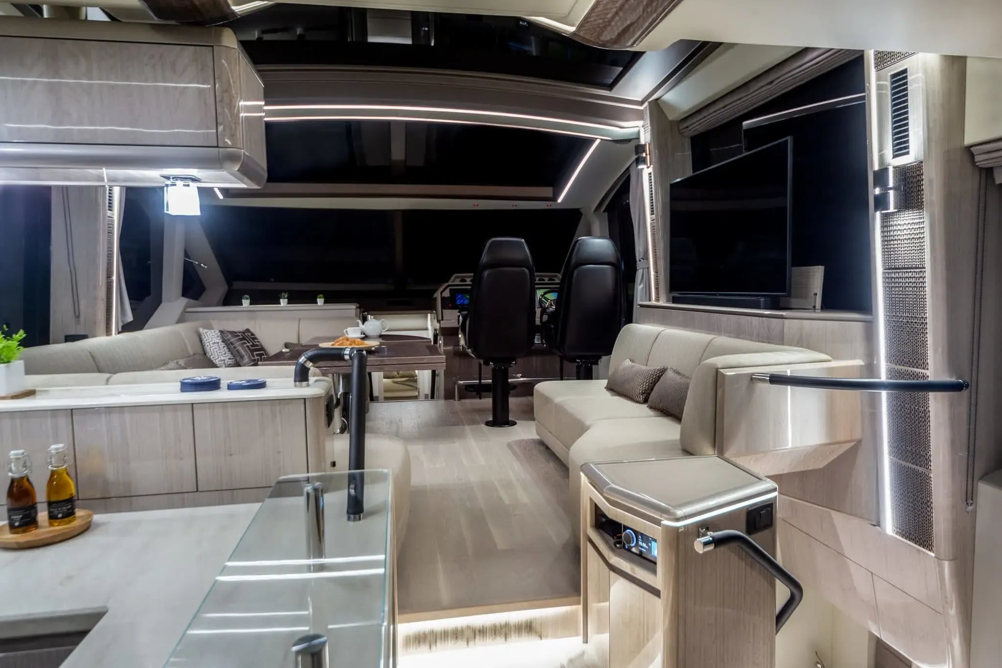 2026 Galeon 700 SKY Image Thumbnail #74