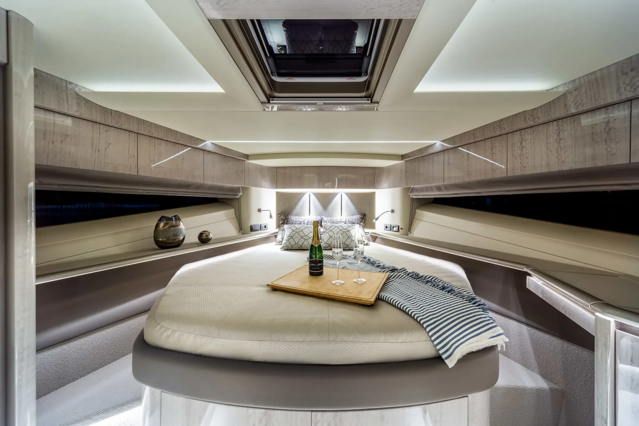 2026 Galeon 700 SKY Image Thumbnail #70