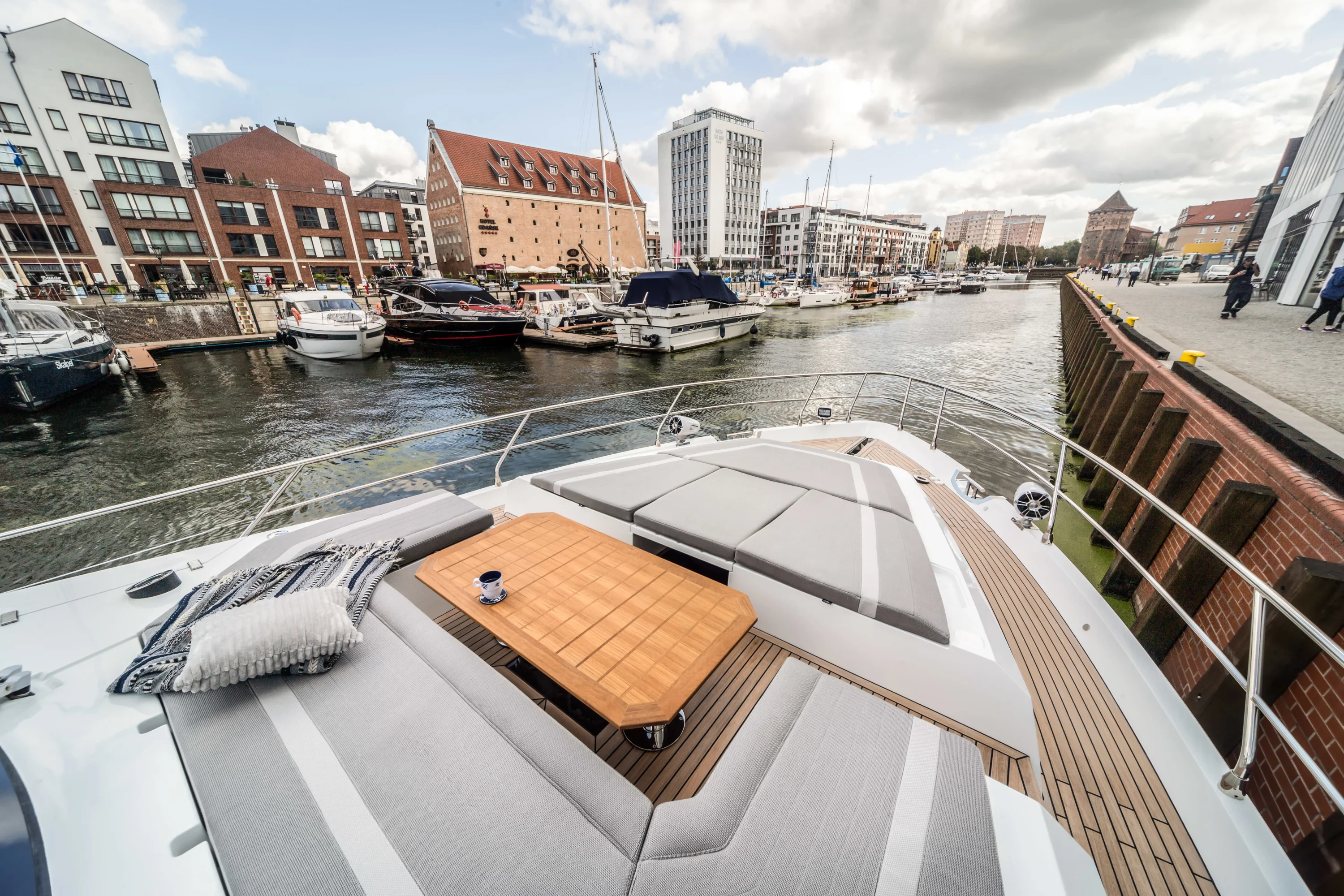 2026 Galeon 700 SKY Image Thumbnail #77