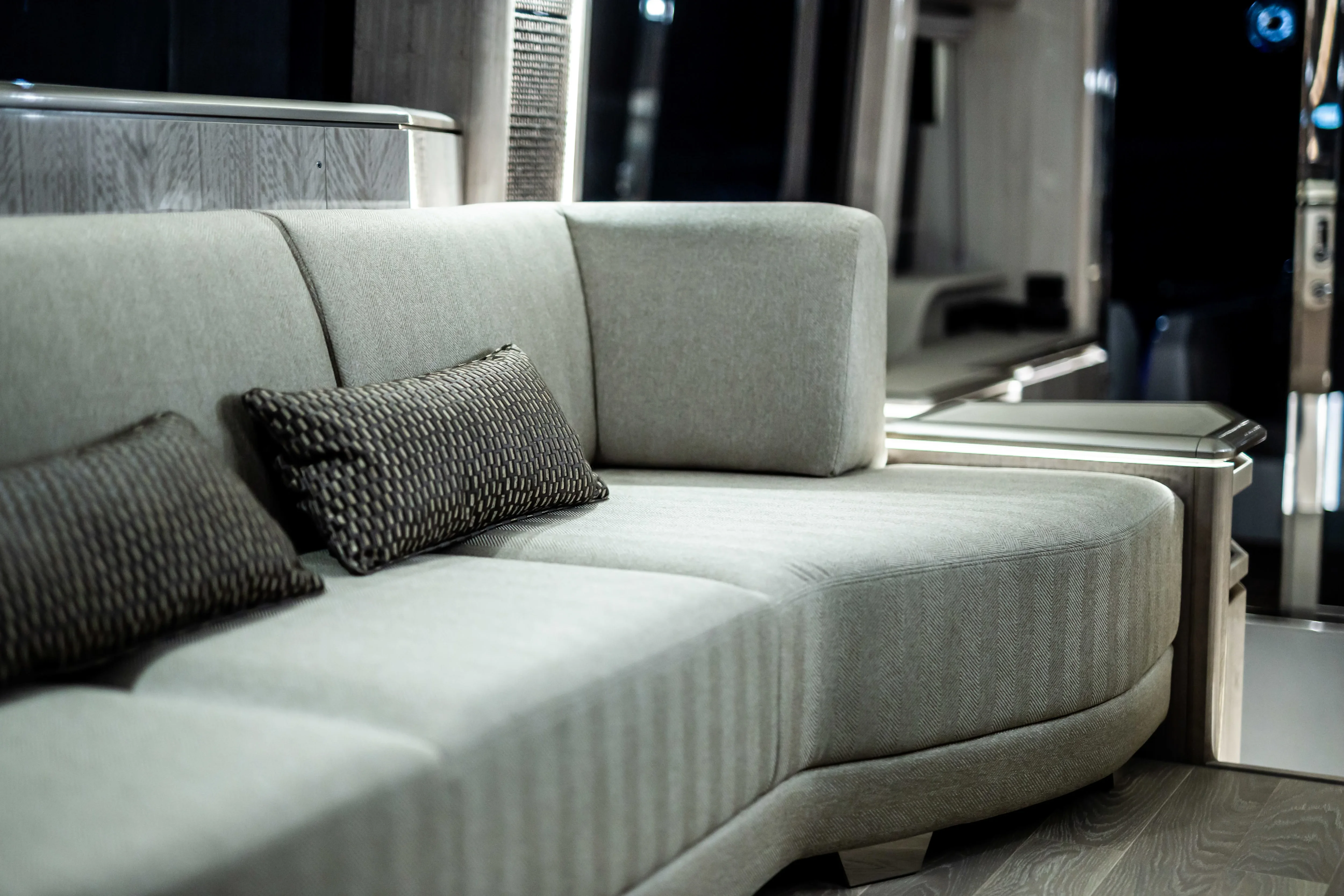 2026 Galeon
                                                             700 SKY Image Thumbnail #26