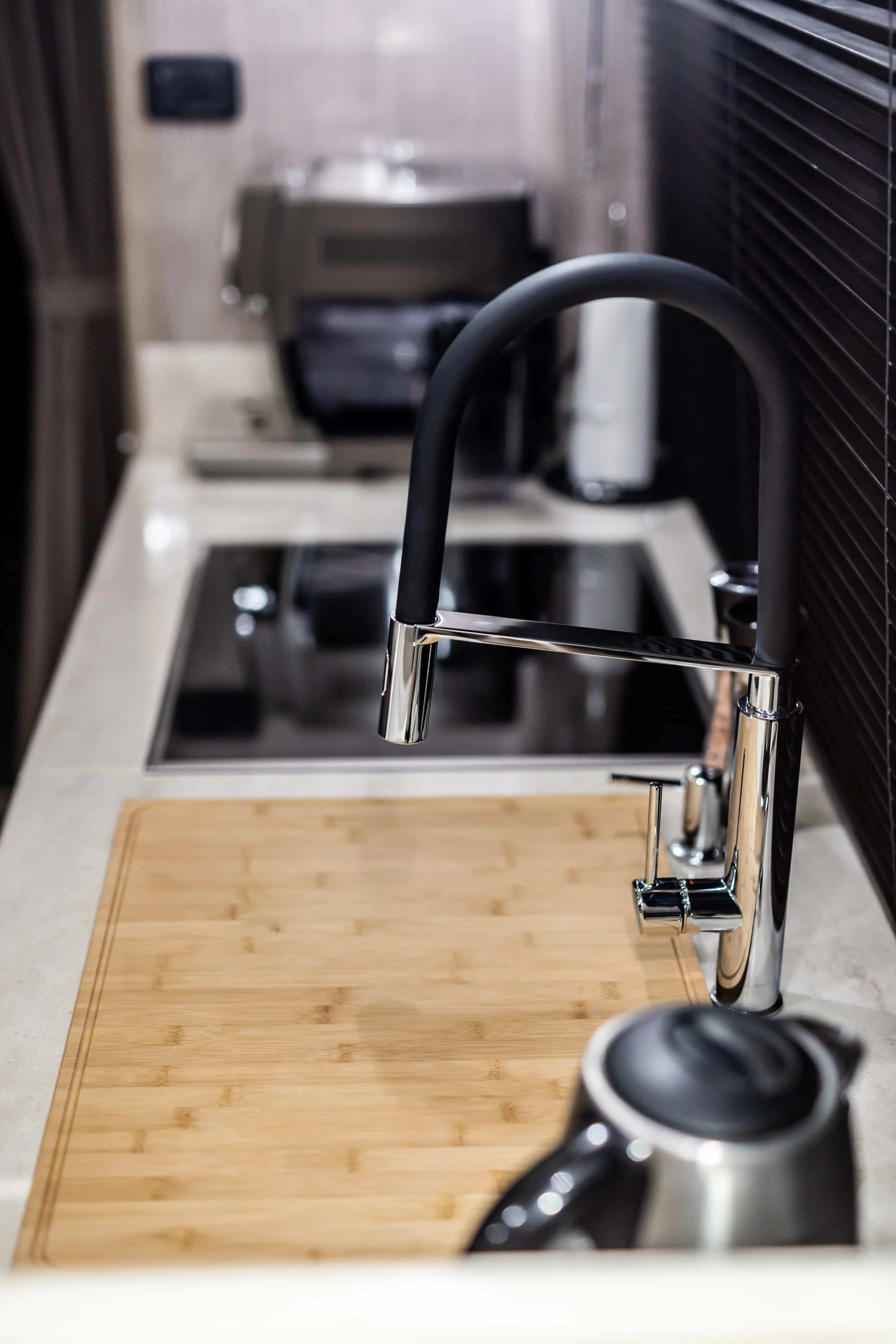 2026 Galeon
                                                             700 SKY Image Thumbnail #42