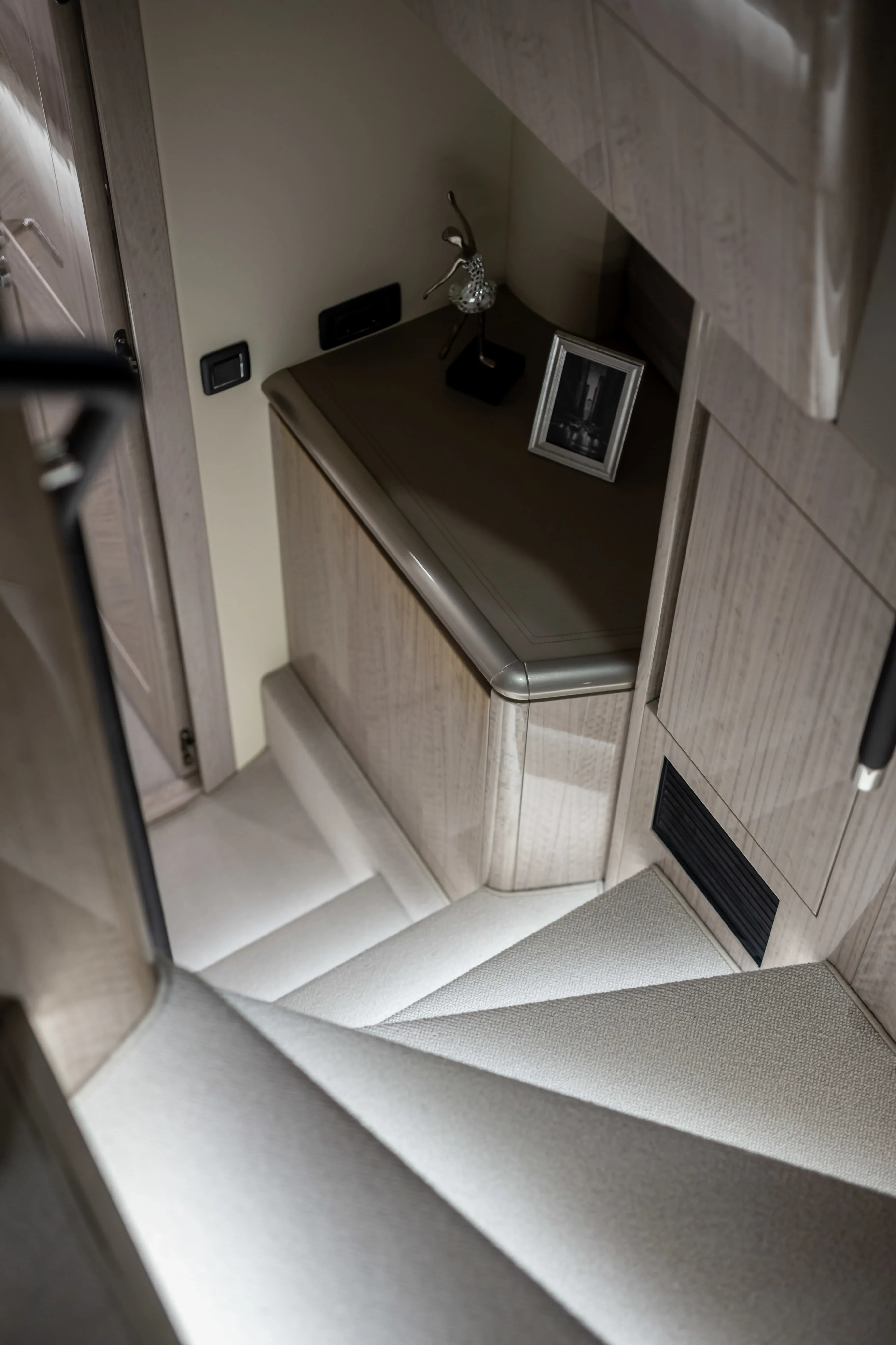 2026 Galeon
                                                             700 SKY Image Thumbnail #49