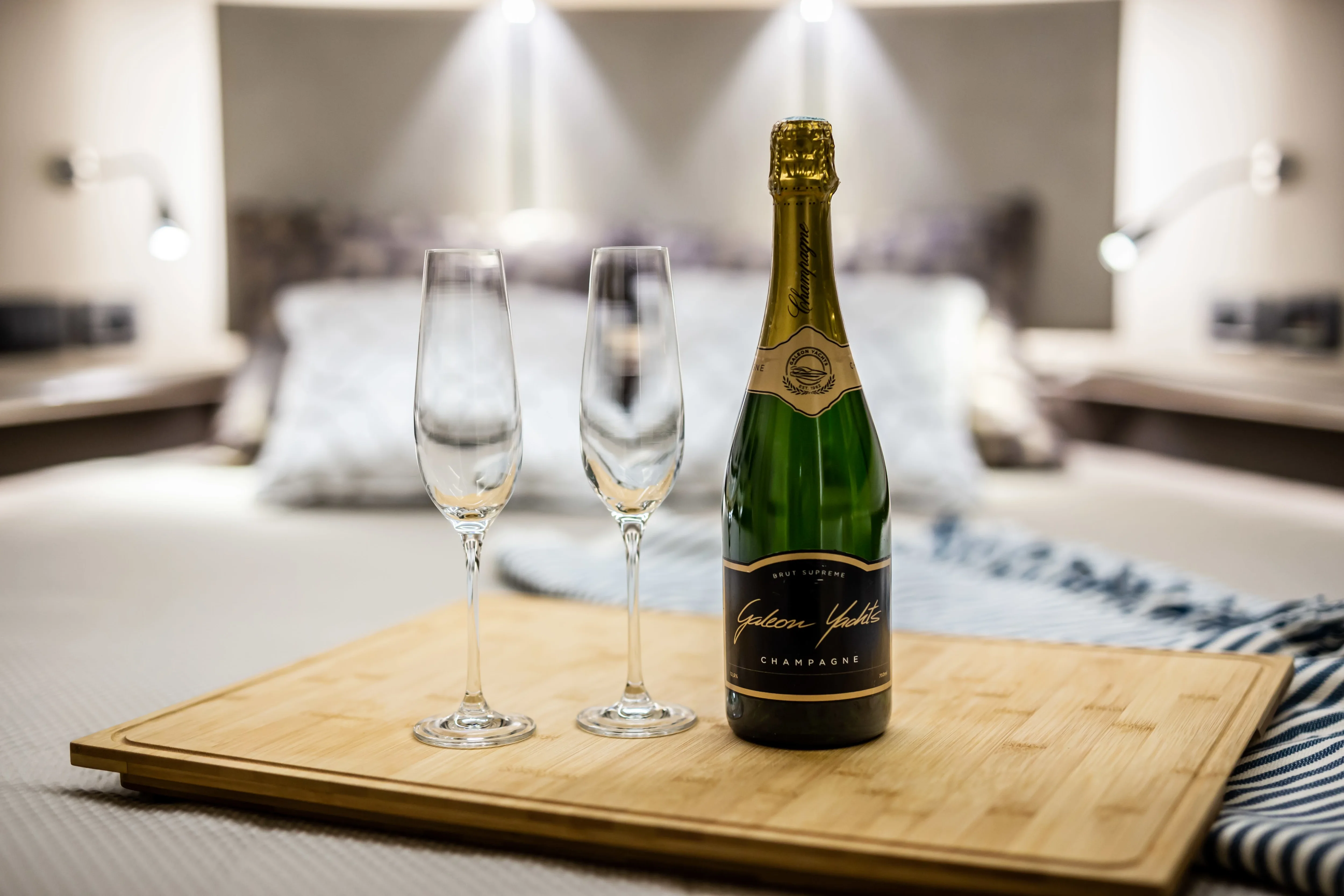 2026 Galeon
                                                             700 SKY Image Thumbnail #19