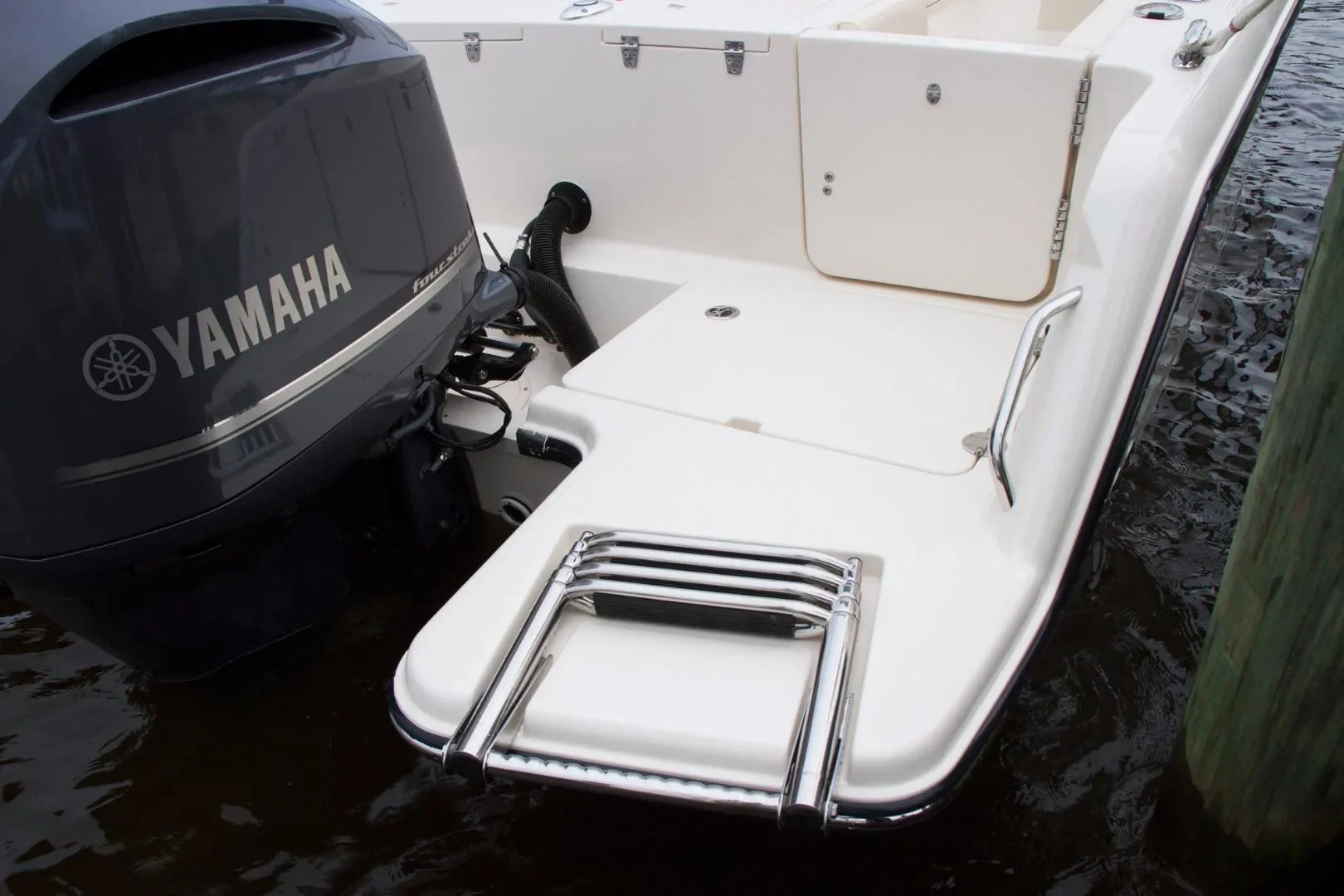 2026 Grady-White Freedom 235 Image Thumbnail #5