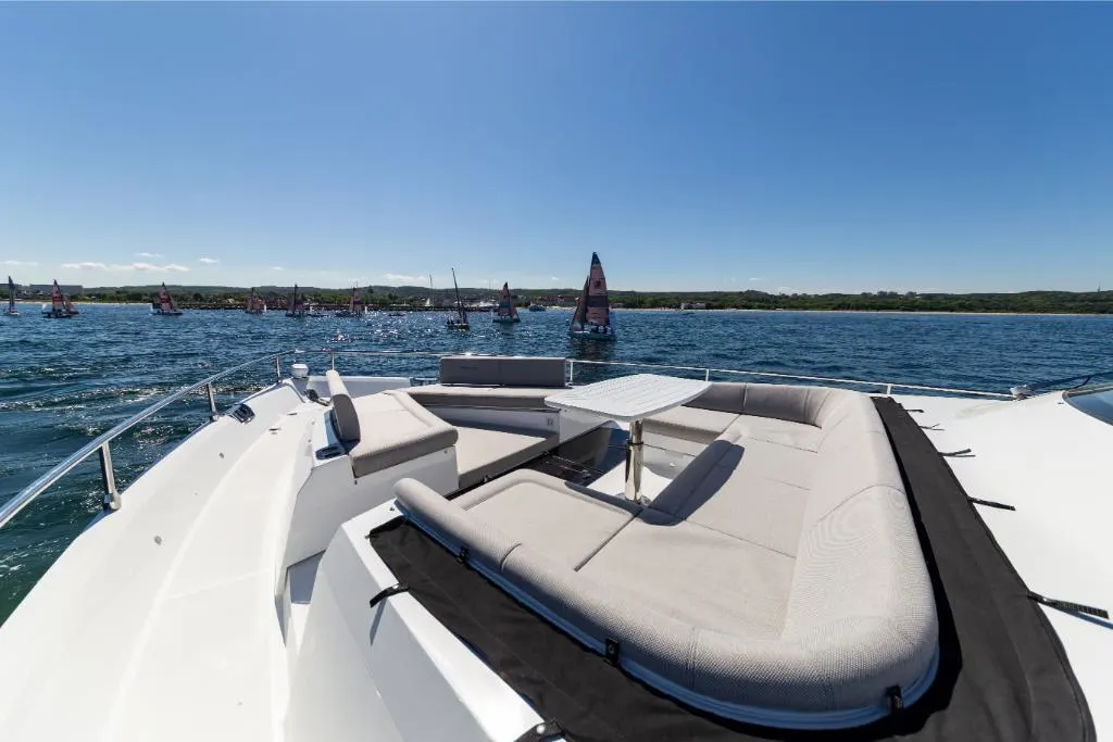 2023 Galeon
                                                             800 Fly Image Thumbnail #42