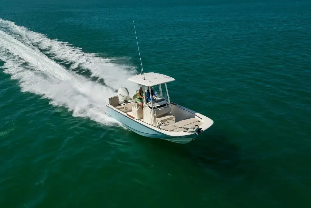2025 Boston Whaler 210 Montauk Image Thumbnail #8