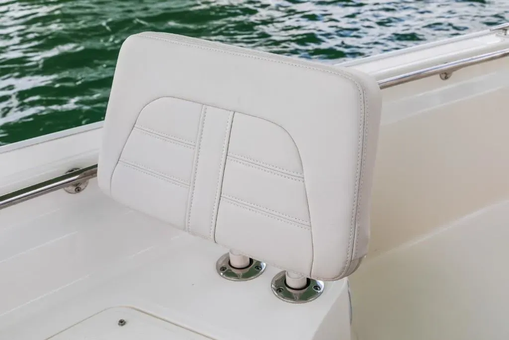 2025 Boston Whaler 210 Montauk Image Thumbnail #45