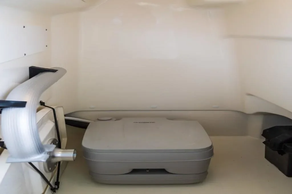 2026 Boston Whaler 210 Montauk Image Thumbnail #44