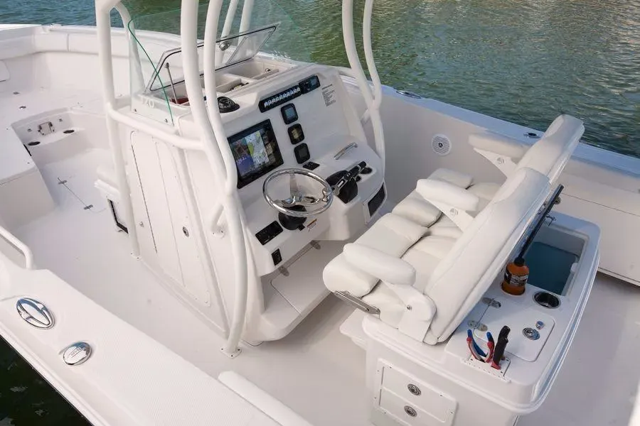 2025 Sailfish 312 CC Image Thumbnail #10