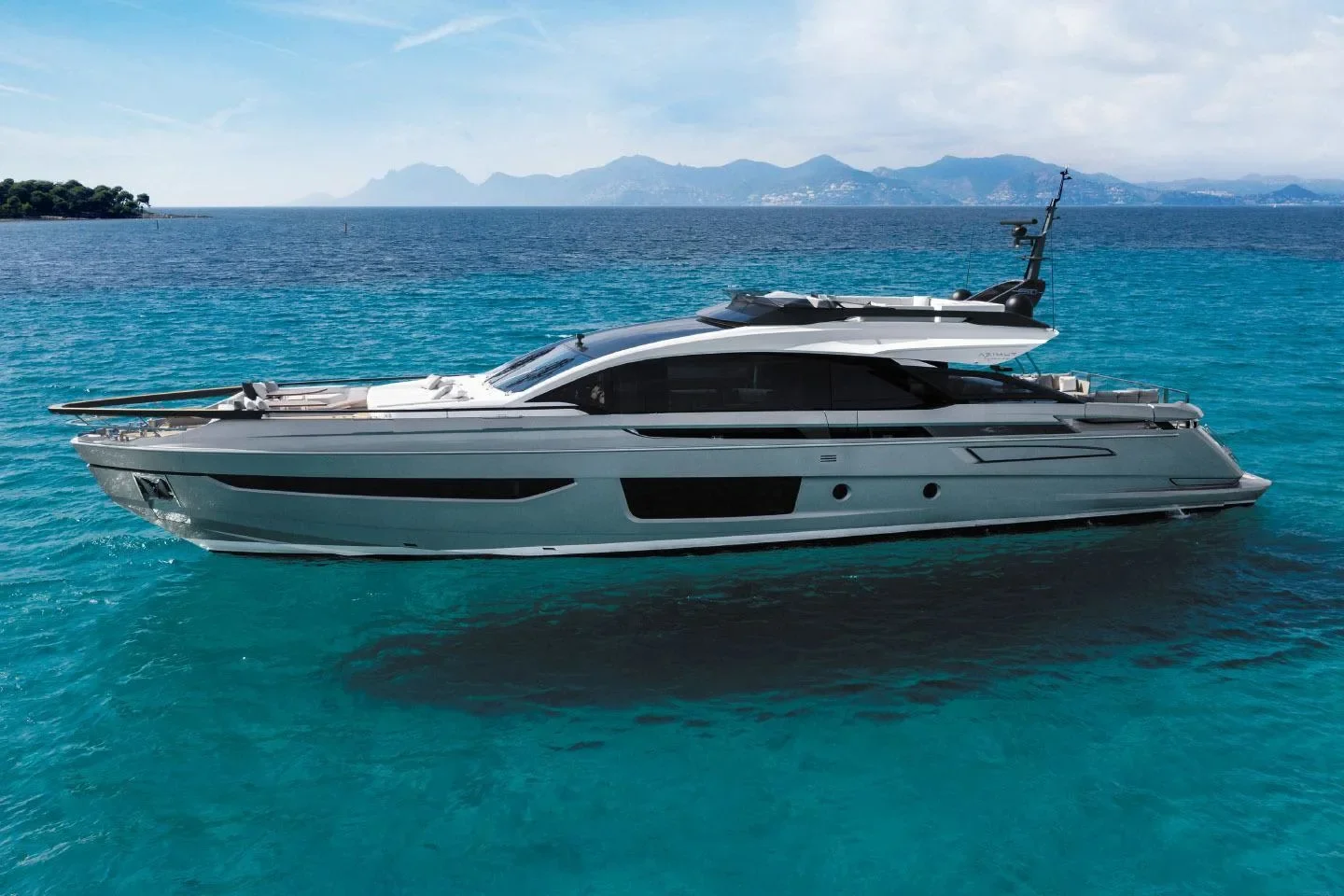 2026 Azimut S10 Image Thumbnail #1