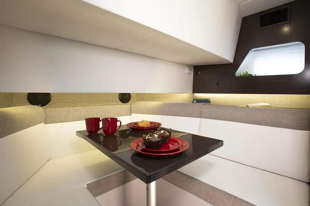 2026 Cruisers Yachts 38 GLS Image Thumbnail #14