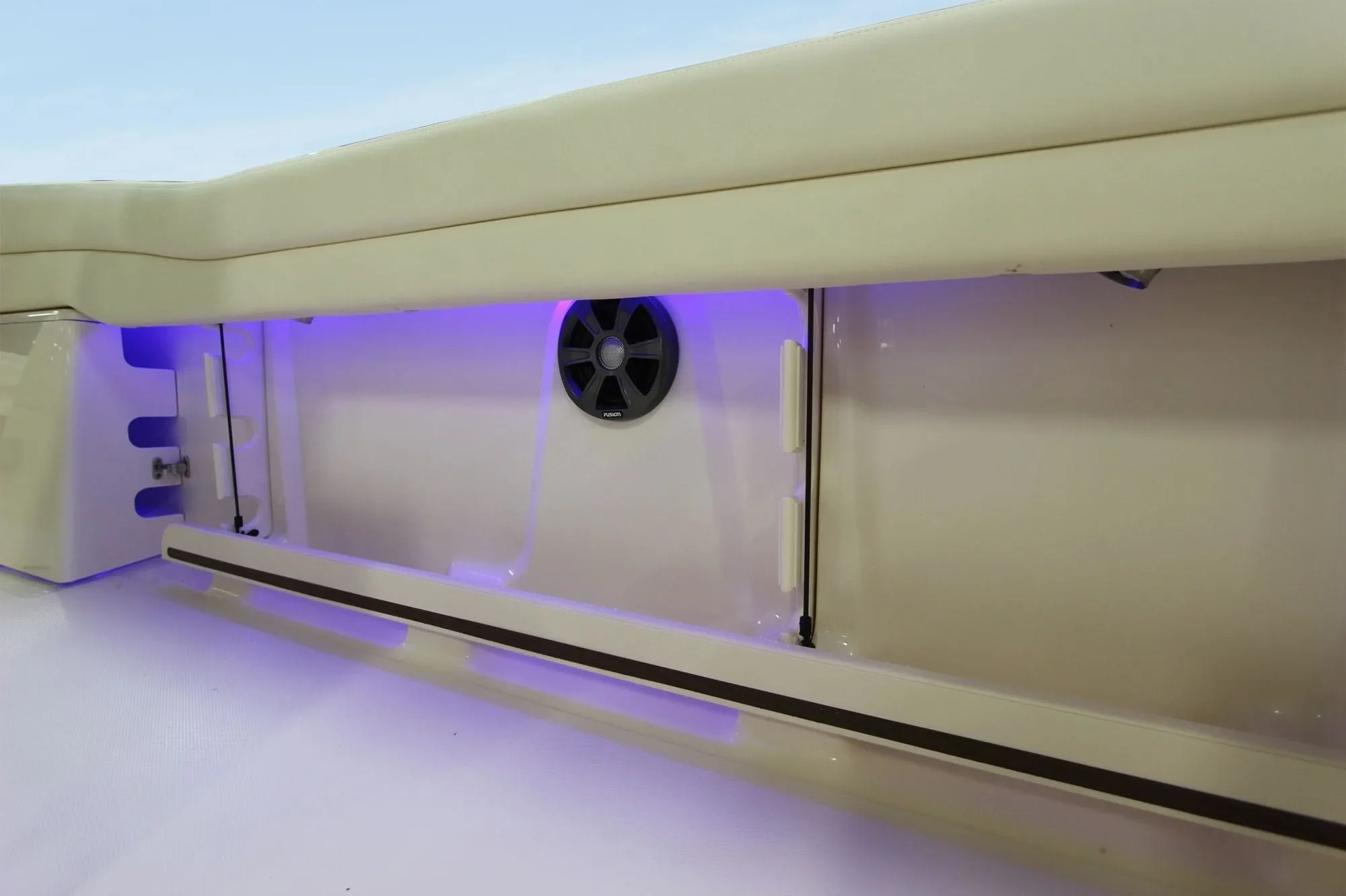 2026 Grady-White Canyon 271 Image Thumbnail #15