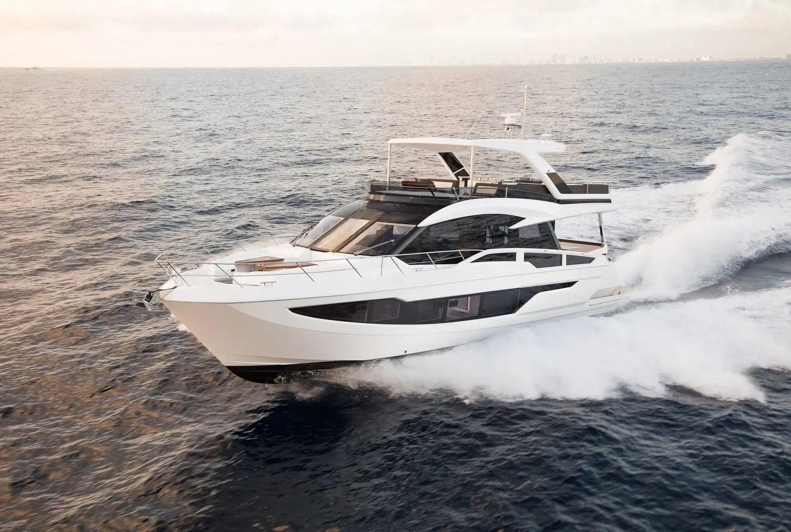 2026 Galeon 640 FLY Image Thumbnail #0