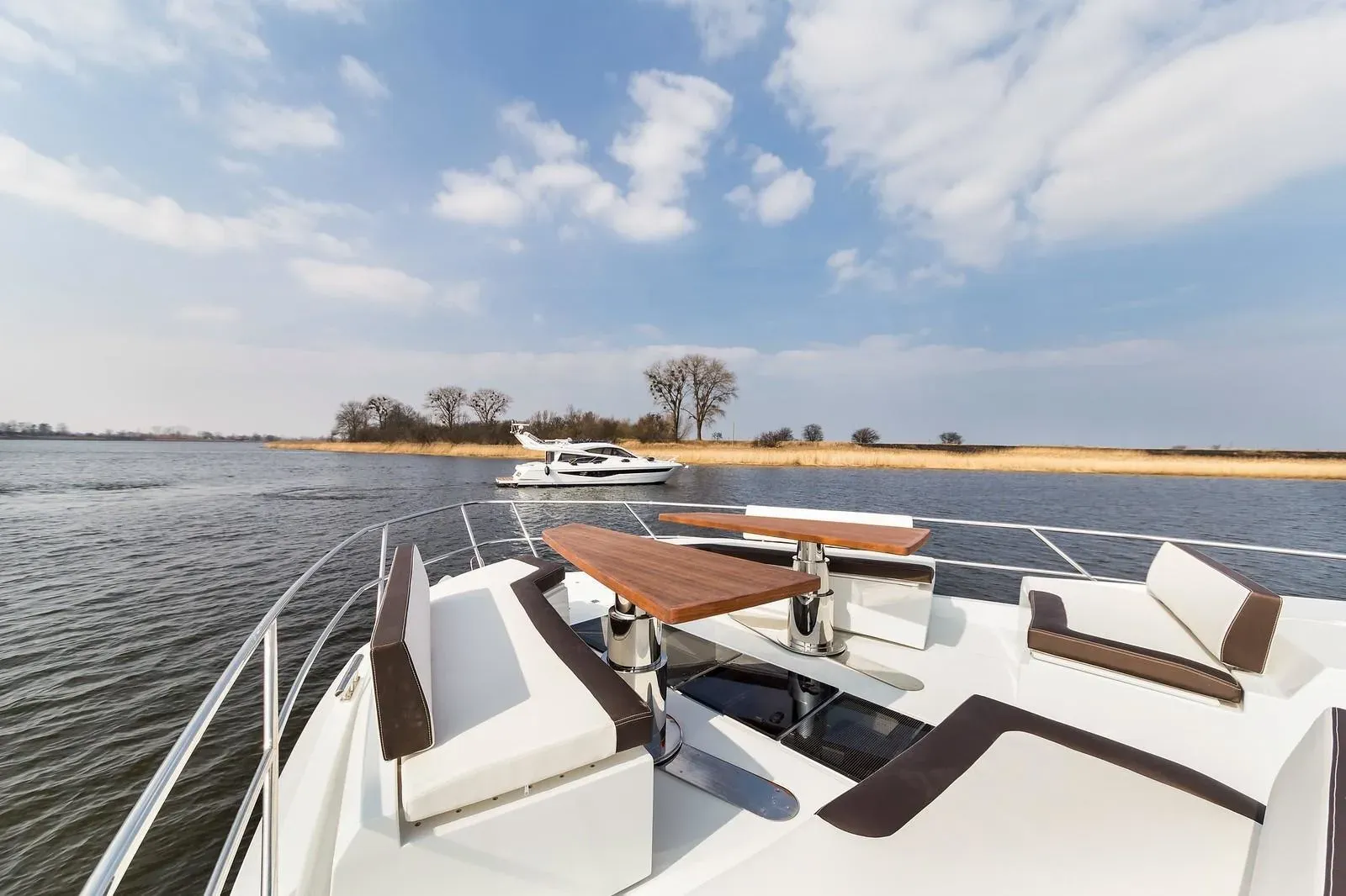2026 Galeon 640 FLY Image Thumbnail #11