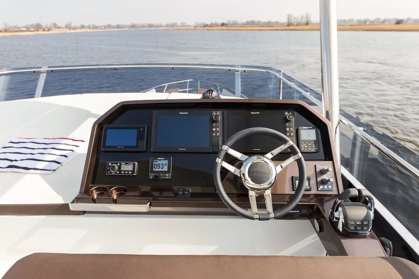 2026 Galeon 640 FLY Image Thumbnail #27