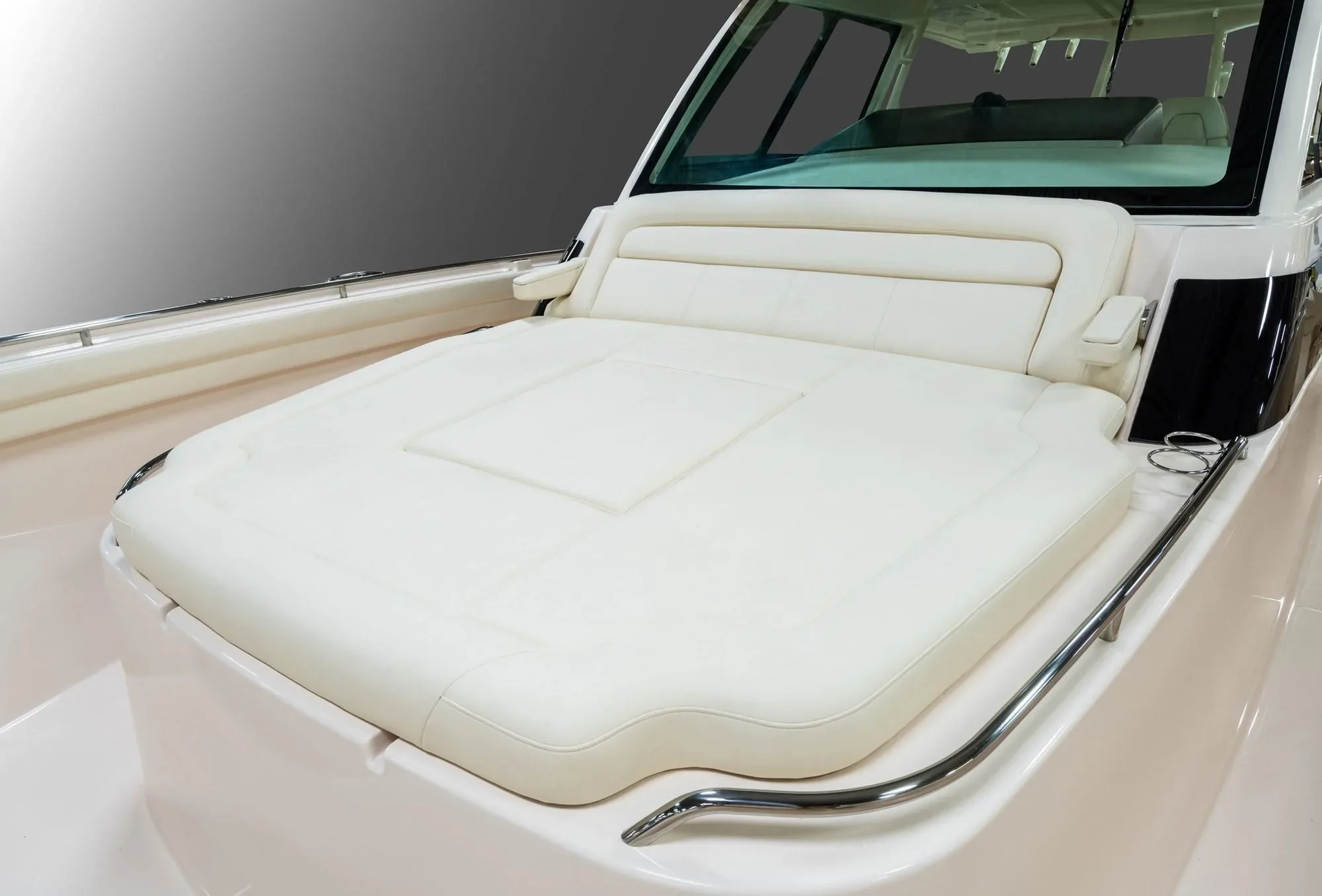 2026 Grady-White Canyon 456 Image Thumbnail #13