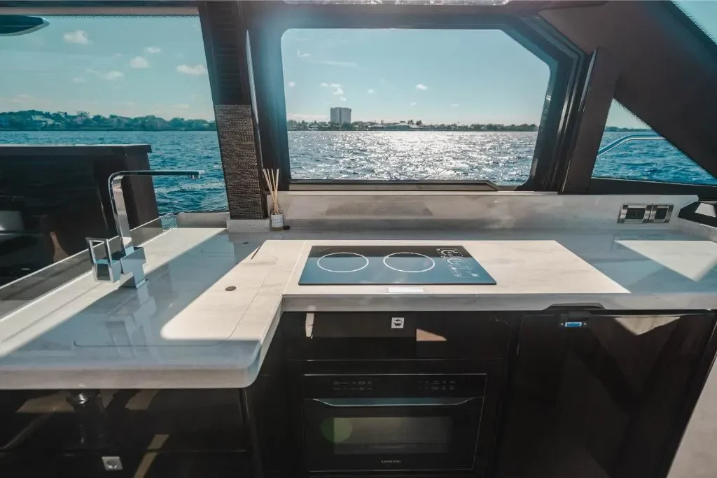 2026 Galeon 410 HTC Image Thumbnail #95