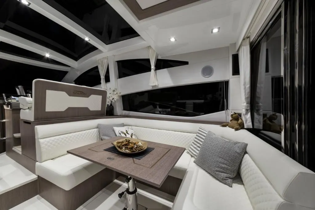2023 Galeon
                                                             430 HTC Image Thumbnail #34