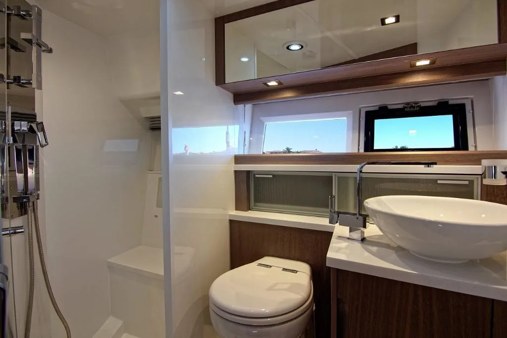 2023 Galeon
                                                             430 HTC Image Thumbnail #55