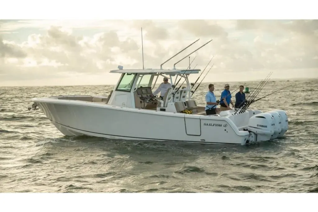 2025 Sailfish 360 CC Image Thumbnail #10