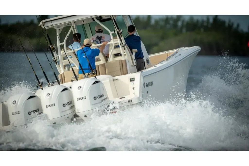 2025 Sailfish 360 CC Image Thumbnail #12