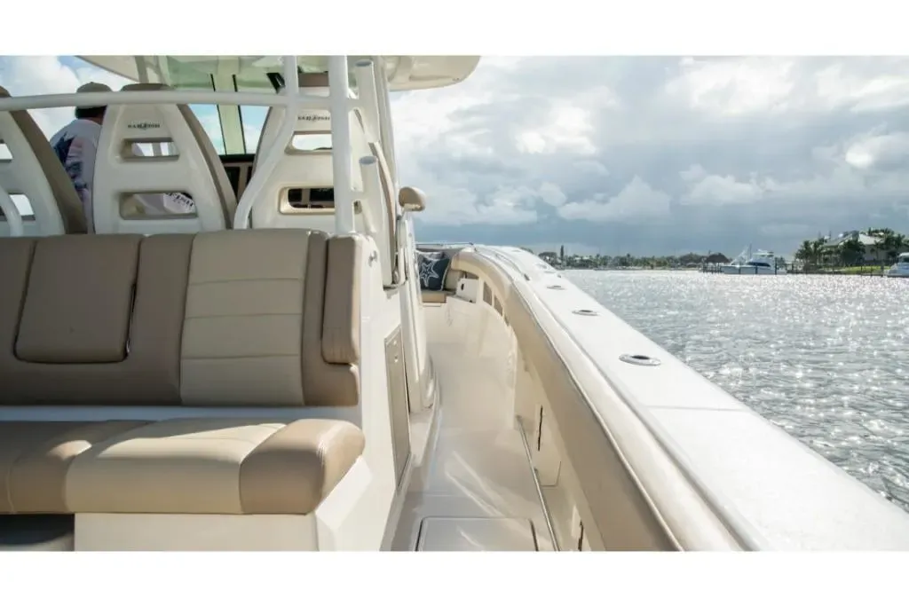 2025 Sailfish 360 CC Image Thumbnail #24
