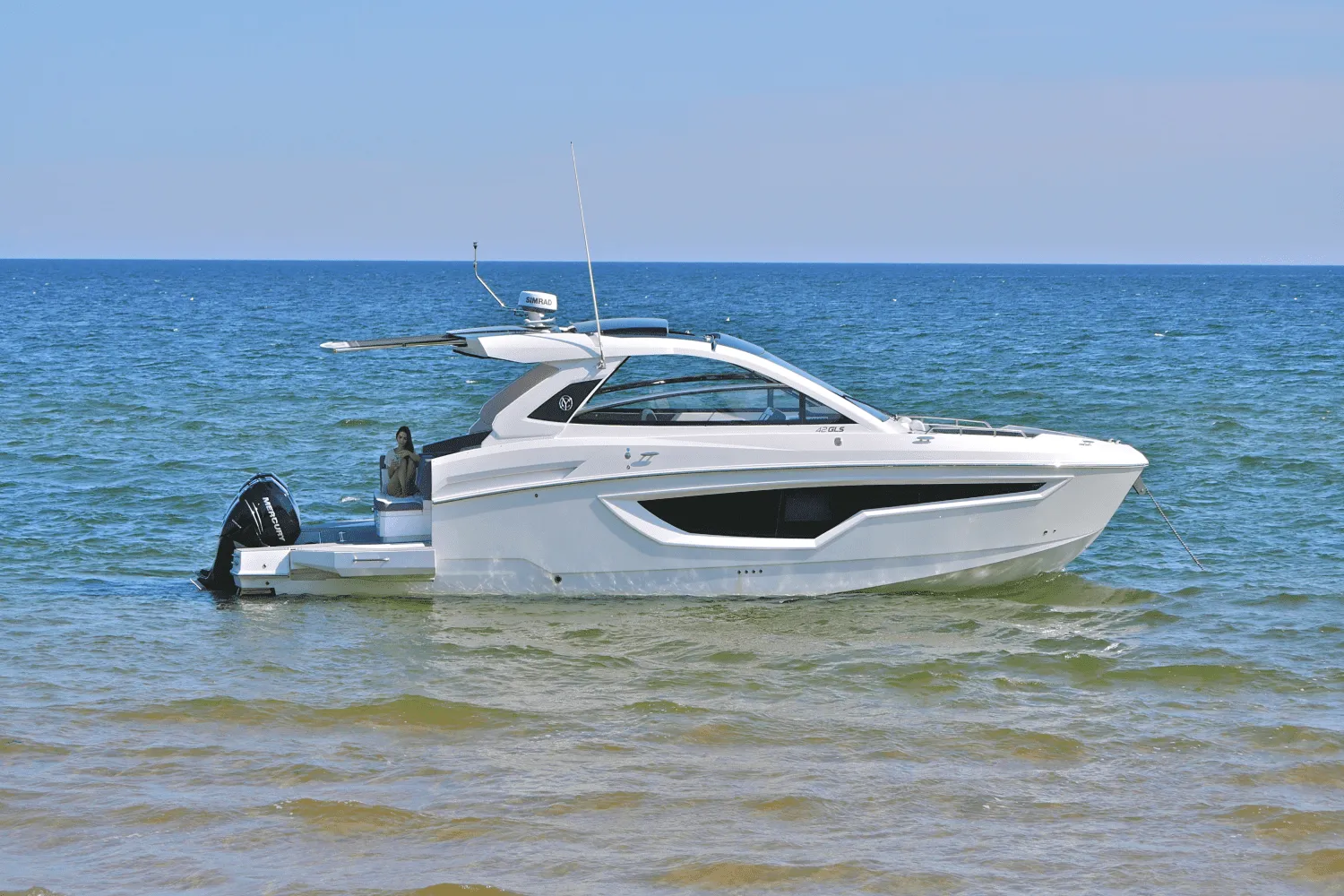 2026 Cruisers Yachts 42 GLS Outboard Image Thumbnail #14